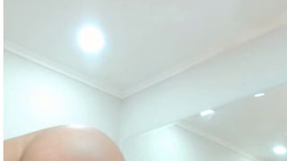 Cute young Laiaa, closeup ass clap