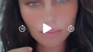 Sweetselly aka nadeb3 shows off her nips and tits