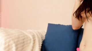 Juliepenningtona's webcam show 11/06 ll