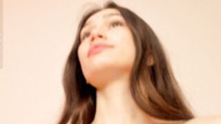 Juliepenningtona's webcam show 11/06