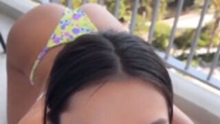 Caryn outdoor blowjob