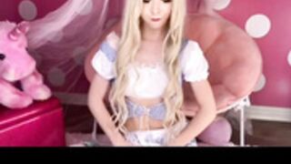 Kenzie Reeves 5 2