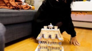 Nekolukka Gingerbread house butt smash