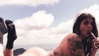 Dread Hot 2 OF - Brincando Com Meu Cu Ao Ar Livre