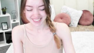 _kulkate_ eva_cutee shows her boobs at the end