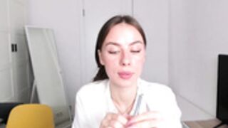 elannand - bare butt