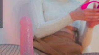 Ruthlee 2023-05-31 1 Webcam show with dildo