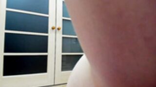 Adelinemur squirting
