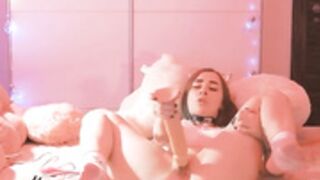 spanish camgirl marinateeen with big dildo