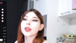 annamooree (1) DILDO SUCK