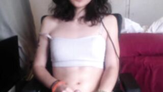 Tranny slut Sarai Jaegyun Schwartz jacking to an orgasm