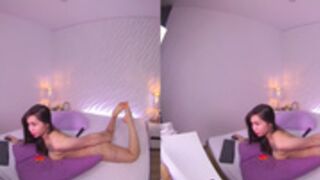 A g a t a L e e e-20230405-164754.mp4