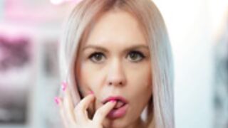 jennycosmic_CamSoda_2023-11-24_06-22-25