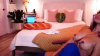 stacy_x3nov 9a  vibrator butt plug orgasm