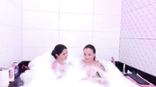 jeangreybianca Hot Bath Show with Carol 2023-11-24 p2
