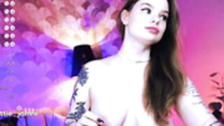 hottie_jane  gorgeous cutie naked and wanking