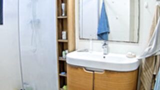 Cecilia become horny to the party and have under shower