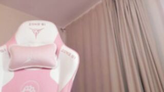 Lulu_Lovely_Stripchat_2023-11-27_06-17-33