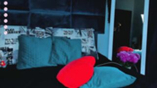 Wild_angel777 (anal&dildo blowjob)
