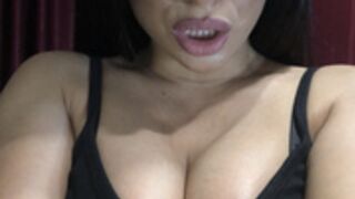 Puffy_love oiled big Ass