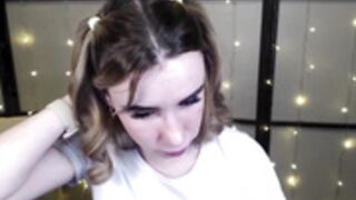 Lavinell eats banana like penis