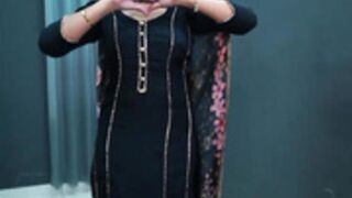 savreen Gets Horny And Rubs Pussy Over Cloth