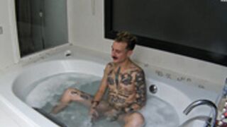Sara and her boyfriend have fun in jacuzzi