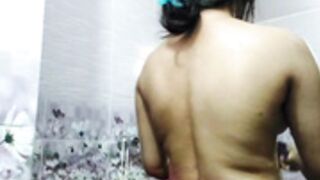 Suvosri in bathroom