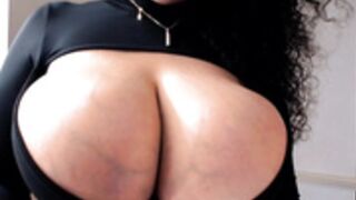 _Lorene_ licks