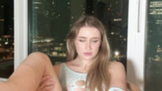 Bronwin Aurora playing