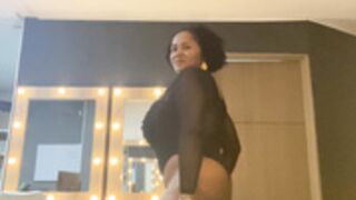 Alicia milf