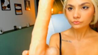 CB - 22/10/2021 - Throat warmup