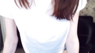 iris_moore - Teasing in Shorts [NonNude]