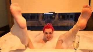 ClaraKitty Forgot the webcam was on