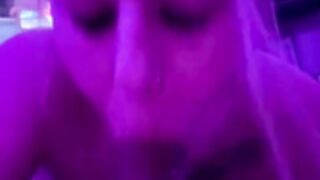 Snowbunny giving bj