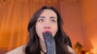 Kriss_Baby_ deepthroat dildo