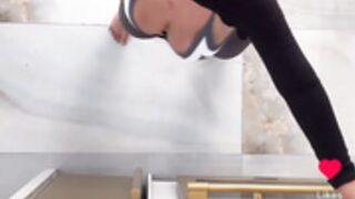 Grace bon ass bounce