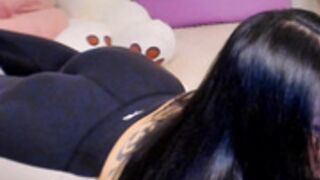 Jiggle ass