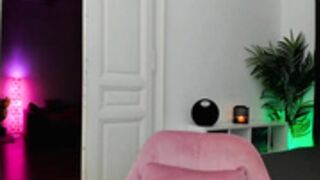 Jul_la_la 23