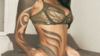 Kaligray10 dance + dildo fuck - onlyfans video