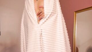 El culito pequeñito de lenaelisabeth