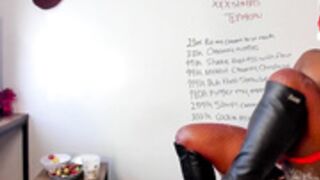 hermione-harper_2023-12-13