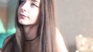 angels_kiss_December-05-2022_03-34-38