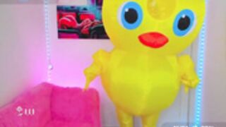 8a8y_Nura a horror movie called "Sick my duck"