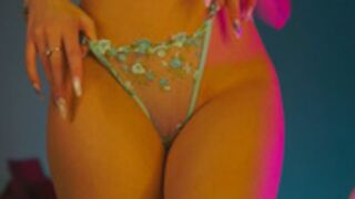 _taylor_swift,may_be_again 2023_12_10 - 1