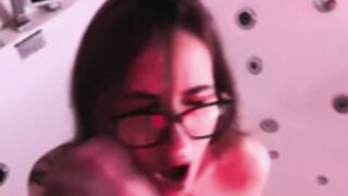 Omagadomagad fucked in the shower