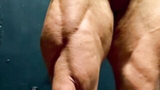 Melina Perron vascular big legs