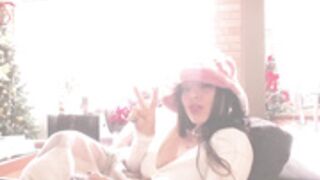 Kendalltyler show naked 23122023