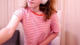 its_lily new girl Show 2023-12-08 1/15