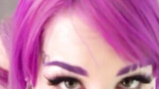 Pink girls always suck bien